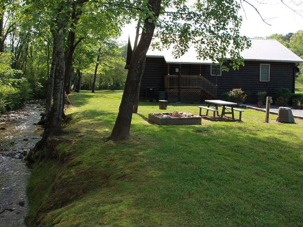 Villa Climbing Bear Creekside Cabin à Whittier Extérieur photo